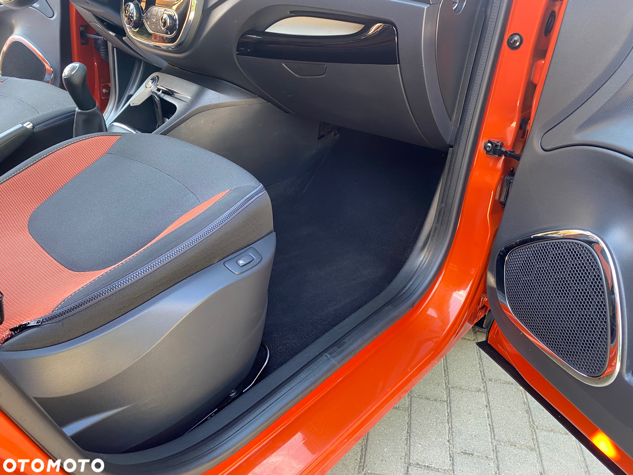 Renault Captur TCe 100 EXPERIENCE - 26