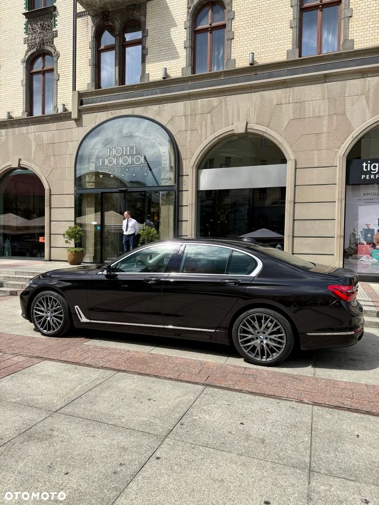 BMW Seria 7 740d xDrive - 4