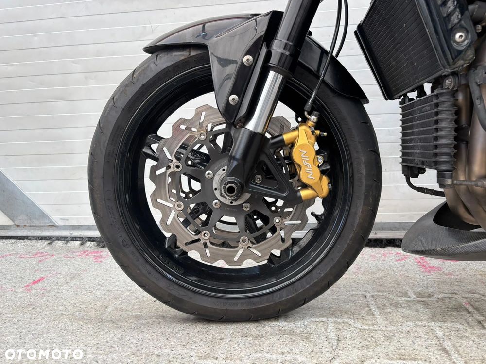 Triumph Speed Triple - 23