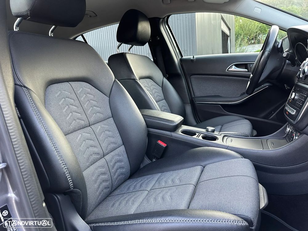 Mercedes-Benz GLA 200 d 7G-DCT Urban - 25