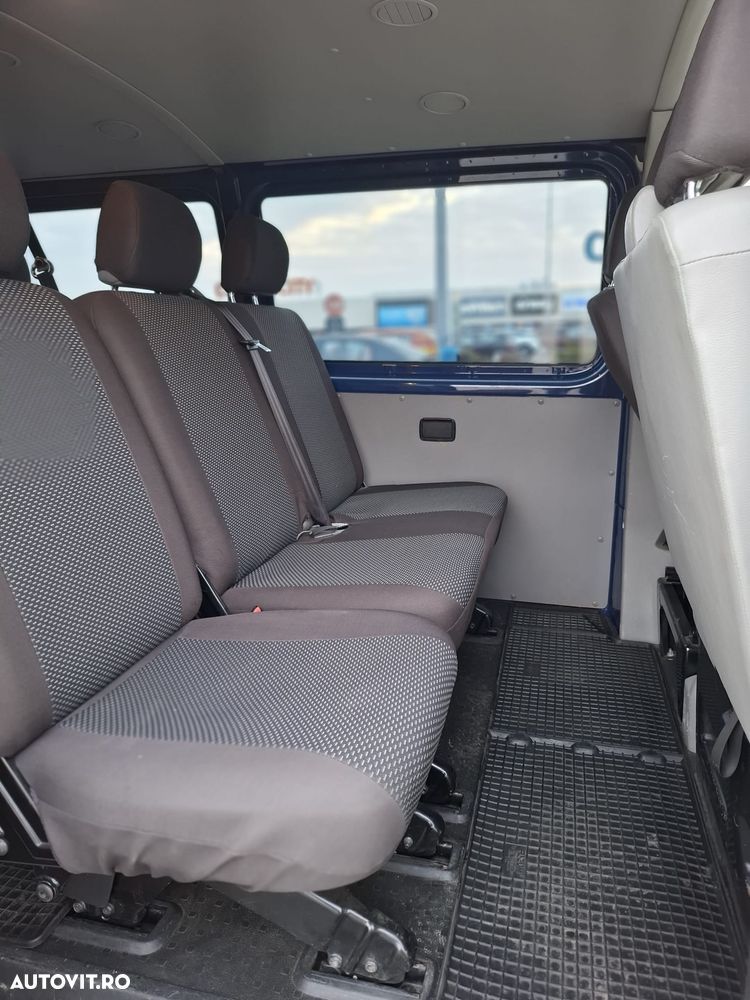 Volkswagen Transporter - 7