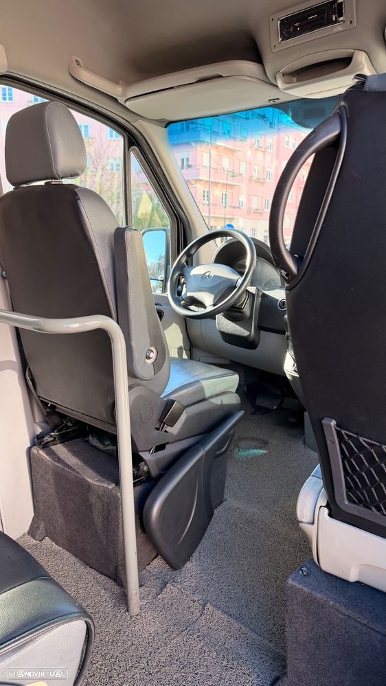 Mercedes-Benz Sprinter - 57