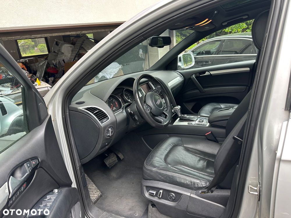 Audi Q7 - 7
