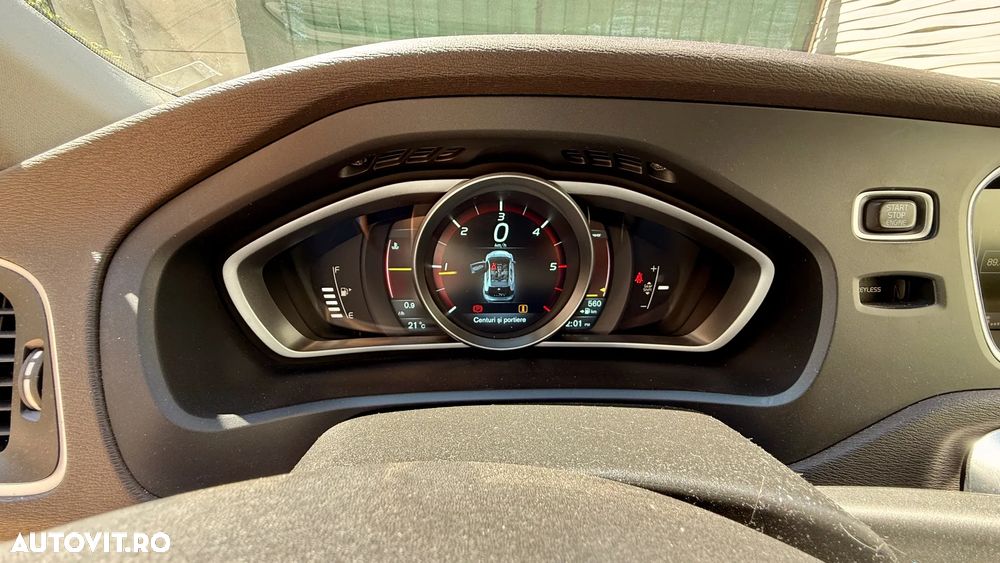 Volvo V40 D2 - 12
