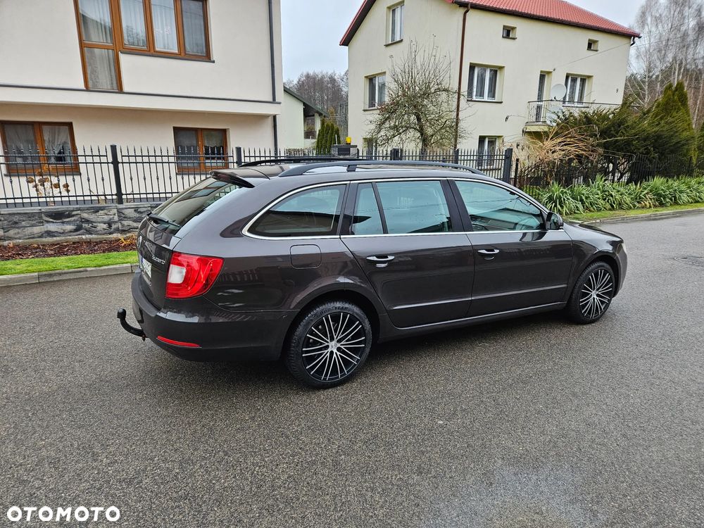 Skoda Superb 2.0 TDI DSG Elegance - 15
