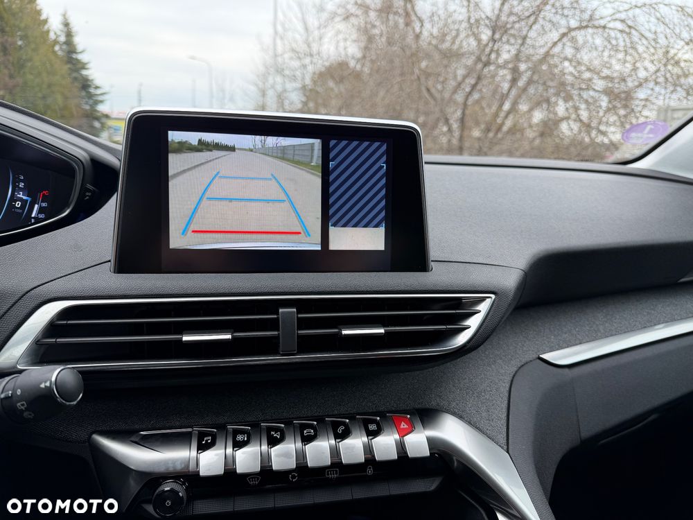 Peugeot 3008 PureTech 130 Stop & Start EAT6 Allure - 22