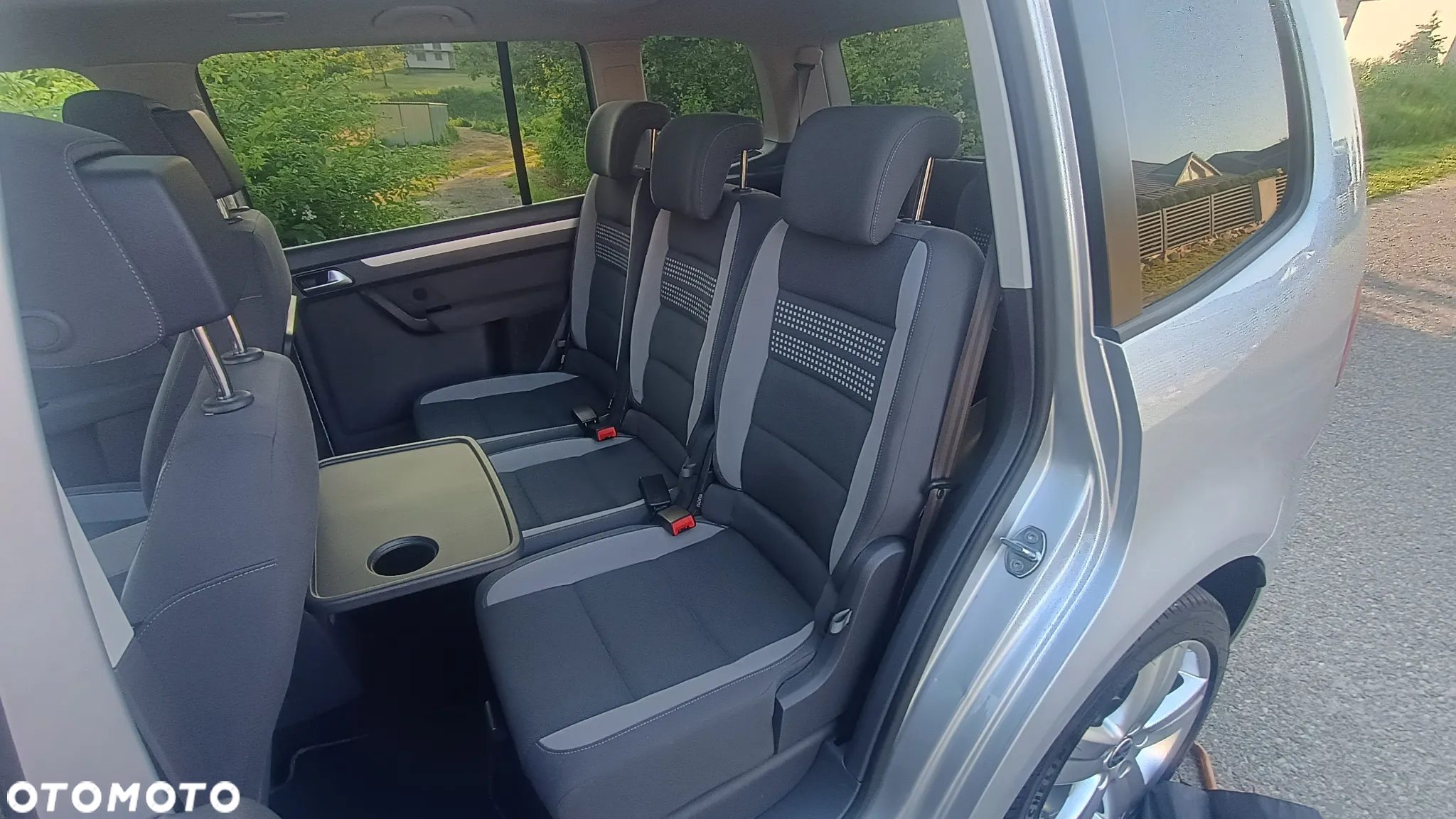 Volkswagen Touran 2.0 TDI DPF BlueMotion Technology Life - 22