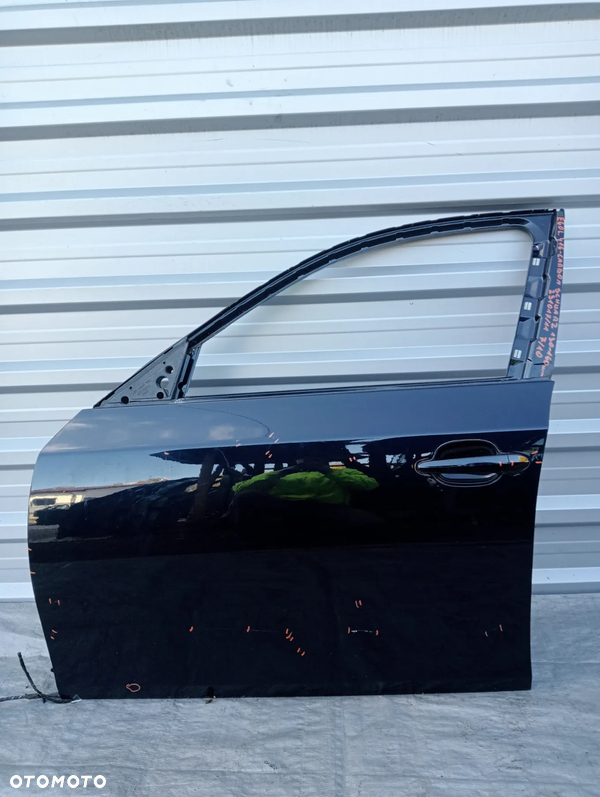BMW E60 DRZWI CARBON SCHWARZ 416