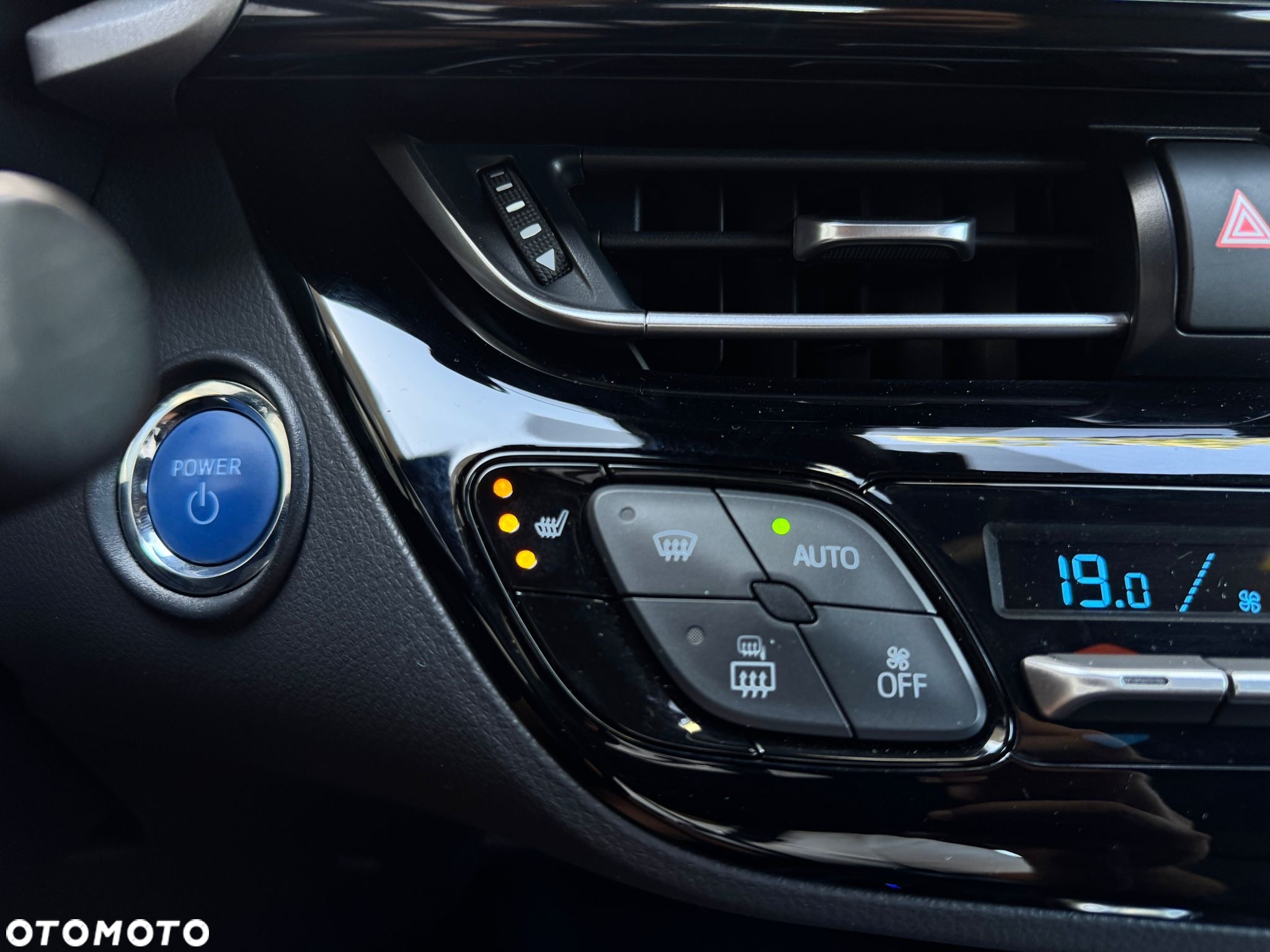 Toyota C-HR 2.0 Hybrid Dynamic Force Executive - 20