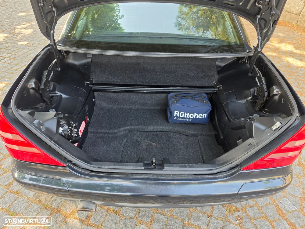 Mercedes-Benz SLK 200 - 11