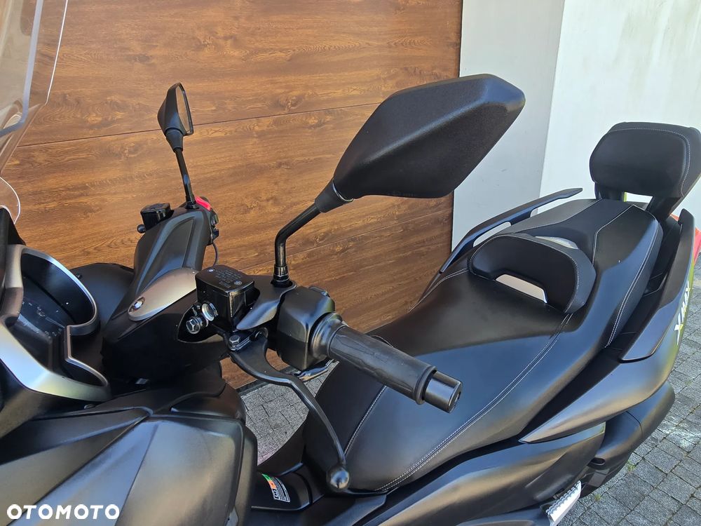 Yamaha X-max - 19