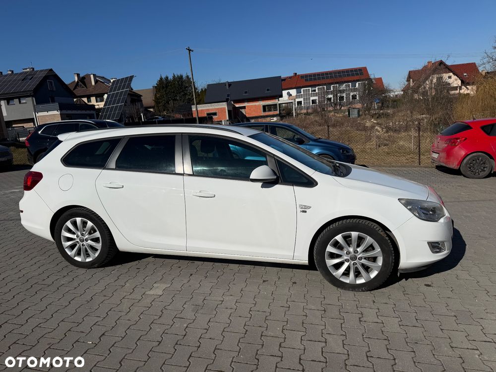 Opel Astra 1.7 CDTI DPF 150 Jahre - 4