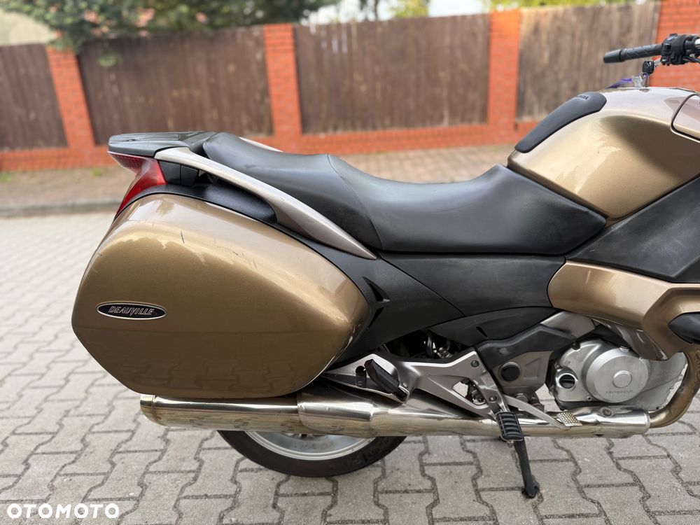 Honda Deauville - 9
