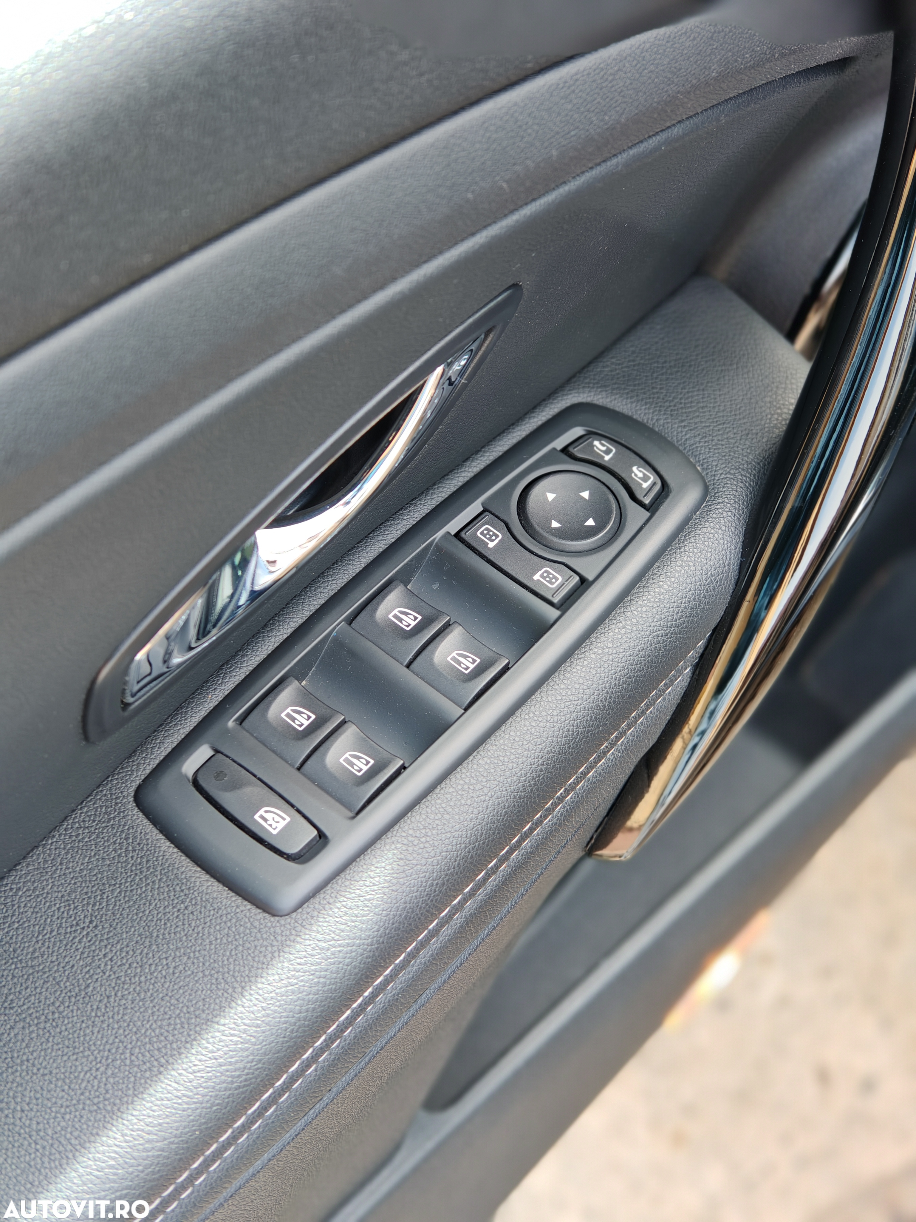 Renault Megane ENERGY dCi 110 Start & Stop Bose Edition - 11