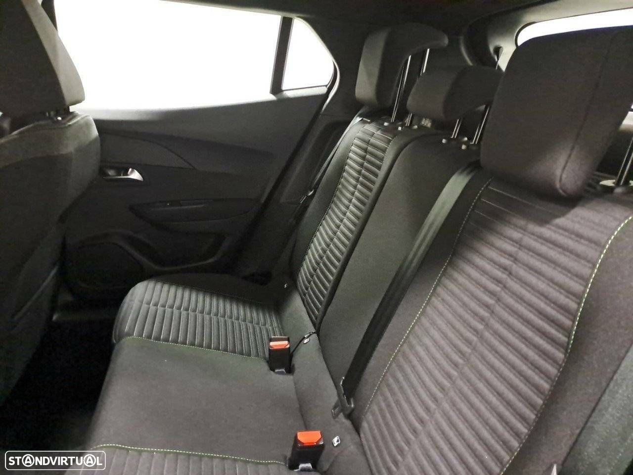 Peugeot 2008 1.2 PureTech Active - 10