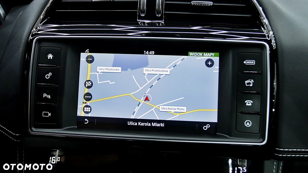 Jaguar F-Pace 20d AWD R-Sport - 25