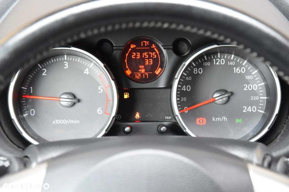 Nissan Qashqai 2.0 dCi 4x4 Tekna EU5 - 36