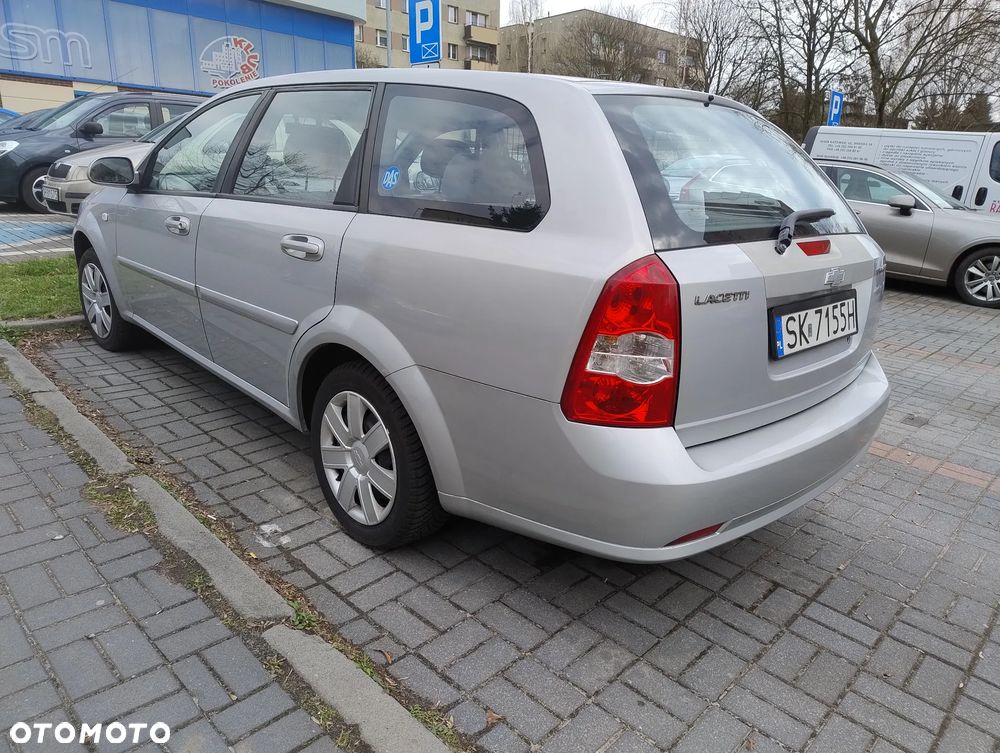 Chevrolet Lacetti 1.6 SE / Star - 4