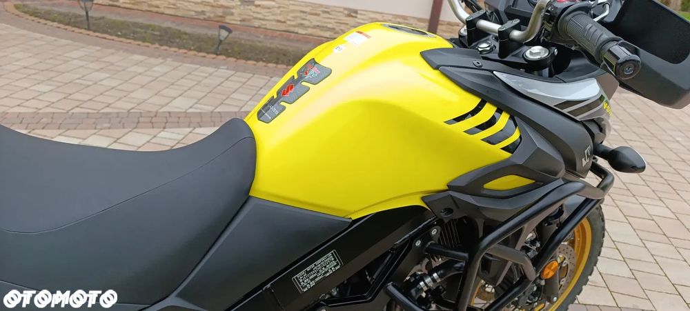 Suzuki V-STROM - 21
