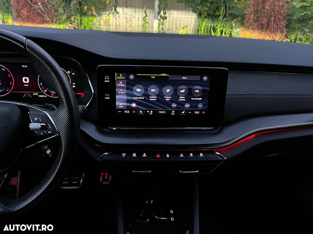 Skoda Octavia 2.0 TDI DSG 4X4 RS Plus - 20
