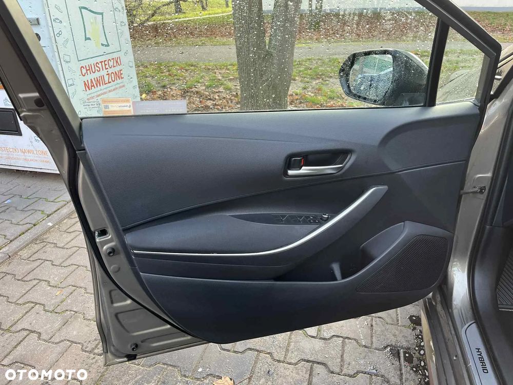 Toyota Corolla 1.8 Hybrid Comfort - 14