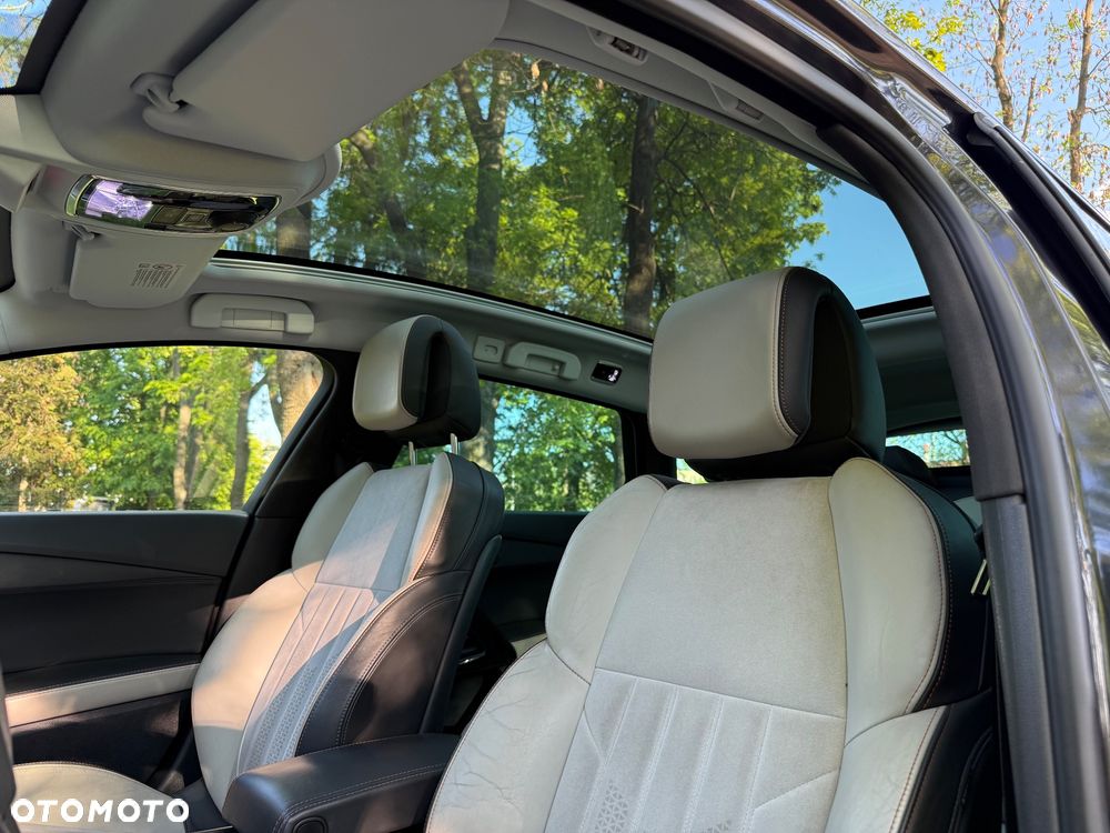 Peugeot 508 RXH Hybrid4 - 25
