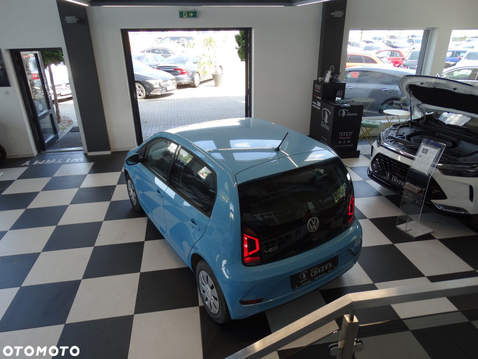 Volkswagen up! - 8