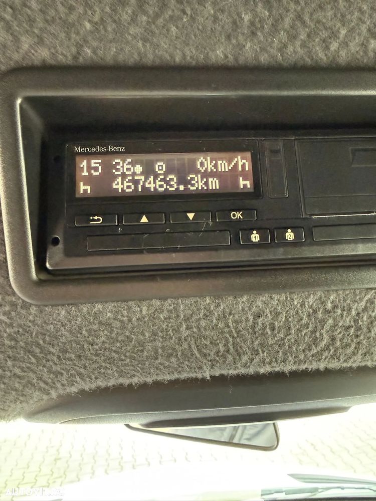 Mercedes-Benz Sprinter - 13