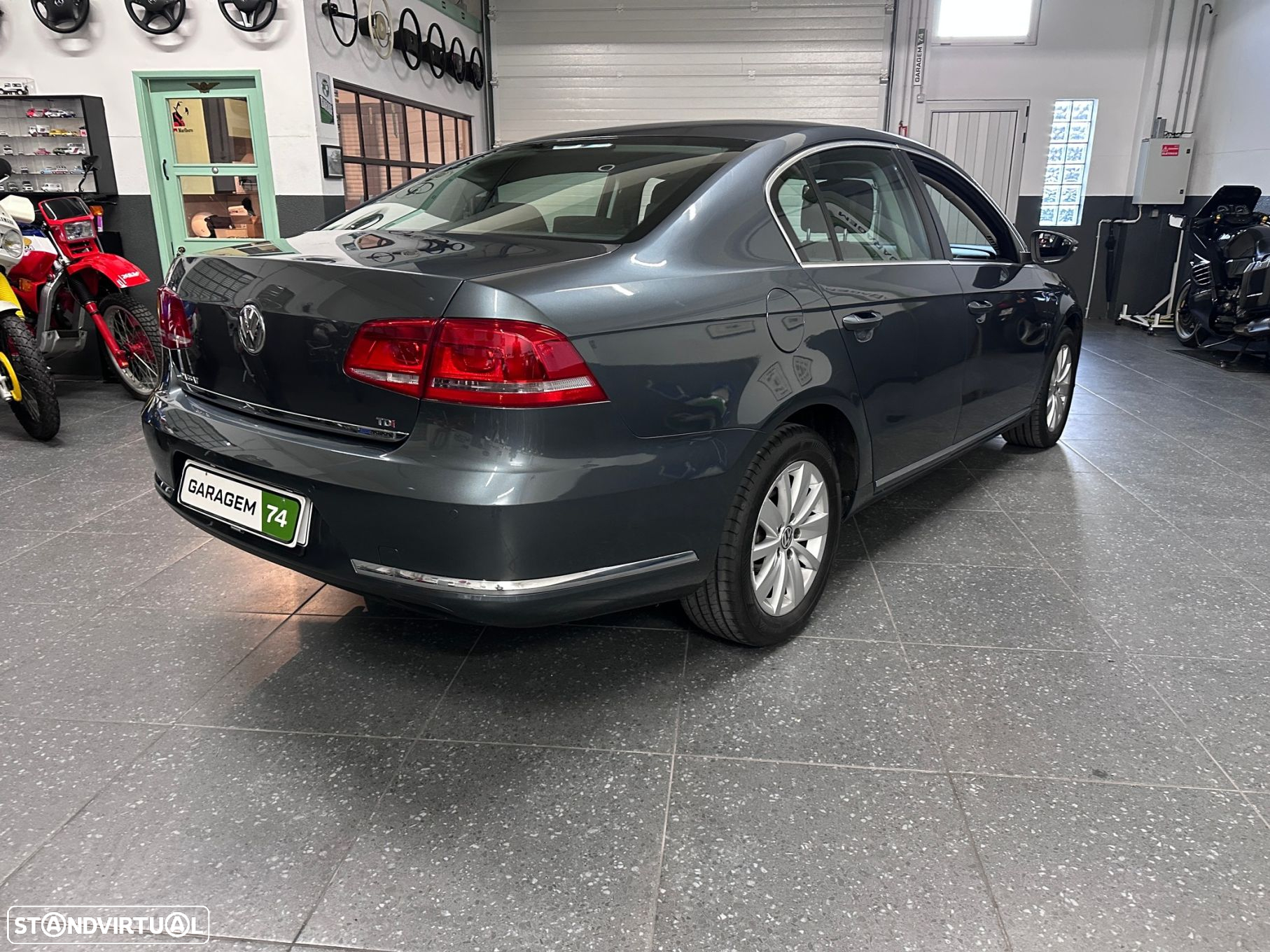 VW Passat 1.6 TDI Confortline - 4