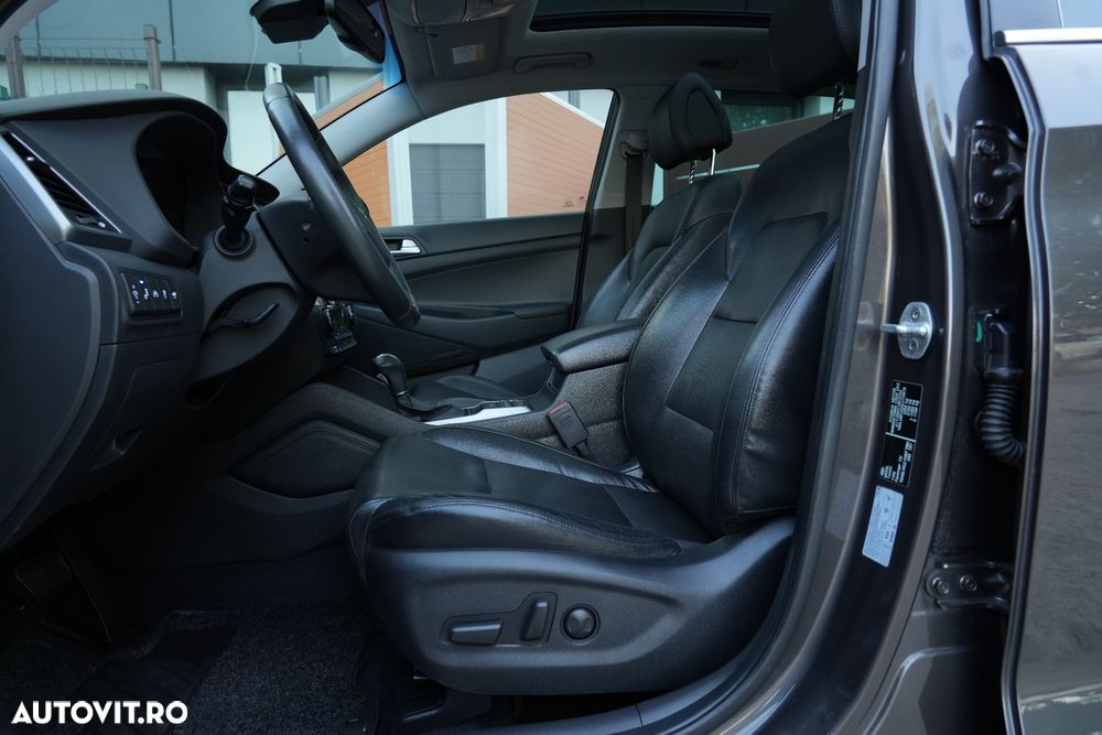 Hyundai Tucson 2.0 CRDI 4WD Automatik Premium - 12