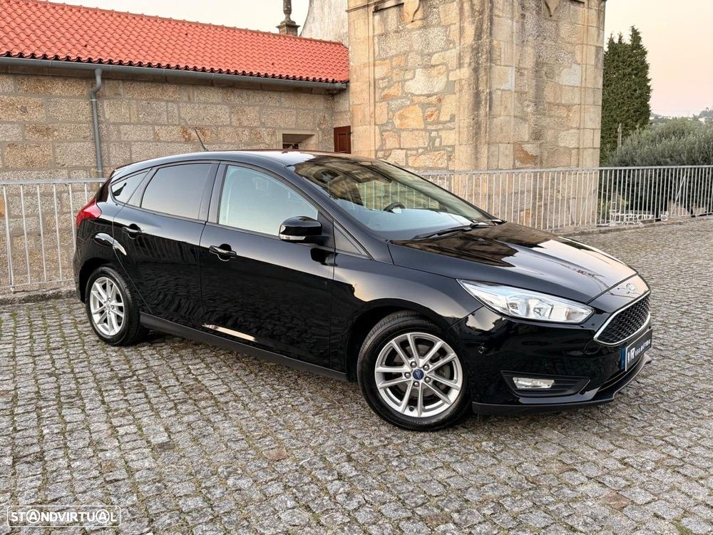 Ford Focus 1.5 TDCi EcoBlue Titanium - 21