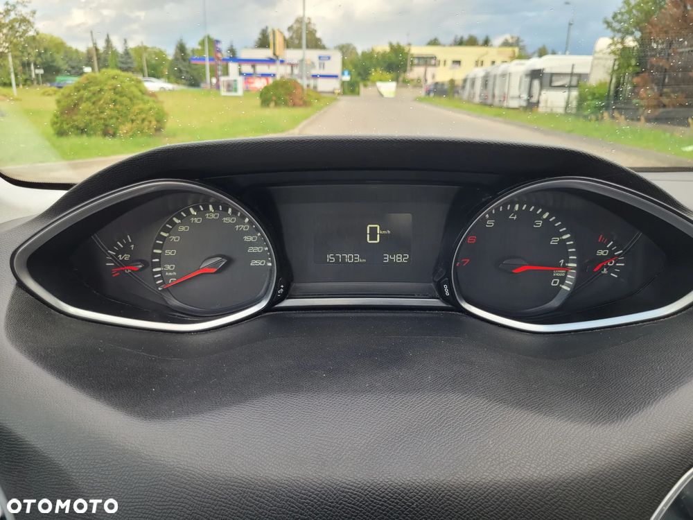 Peugeot 308 1.2 PureTech Allure S&S - 19