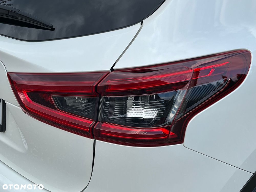 Nissan Qashqai 1.3 DIG-T N-Connecta - 19