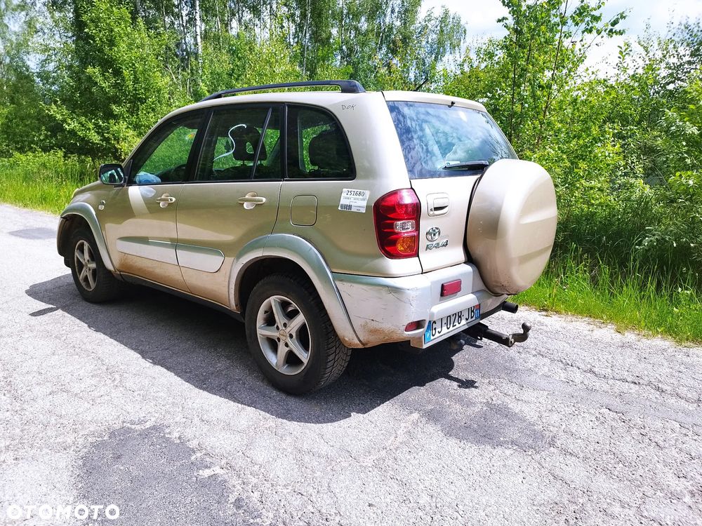 Toyota RAV4 D-4D 4x4 Sol - 6