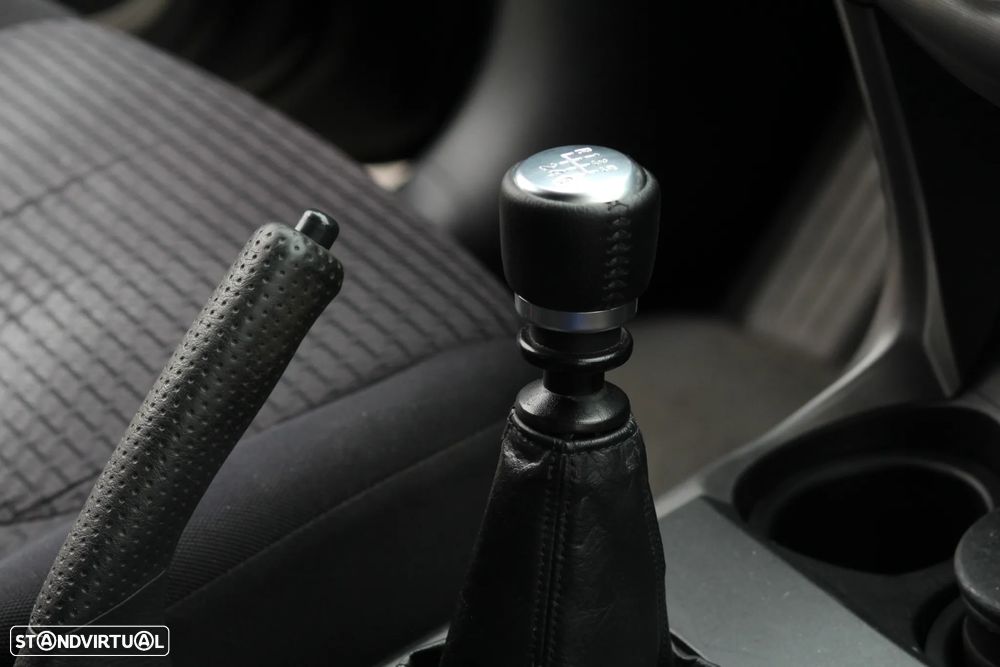 Toyota RAV4 2.2 D-4D Cross Sport NAVI - 31