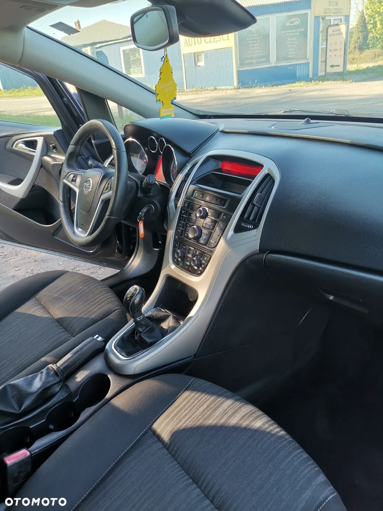 Opel Astra - 11