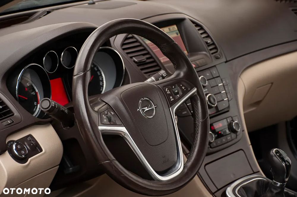 Opel Insignia 2.0 CDTI 4x4 ecoFLEX Start/Stop Design Edition - 26