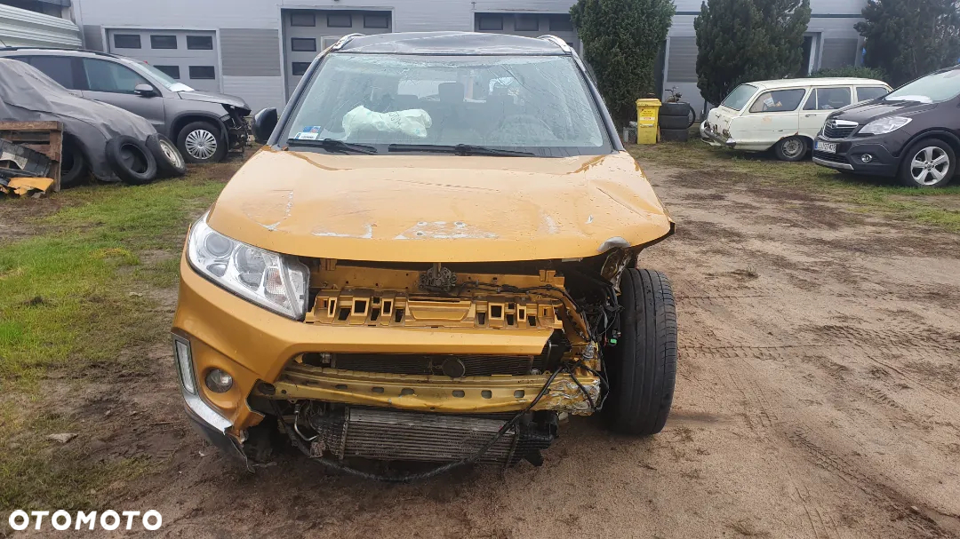 Suzuki Vitara 1.0 Boosterjet Premium 2WD - 4