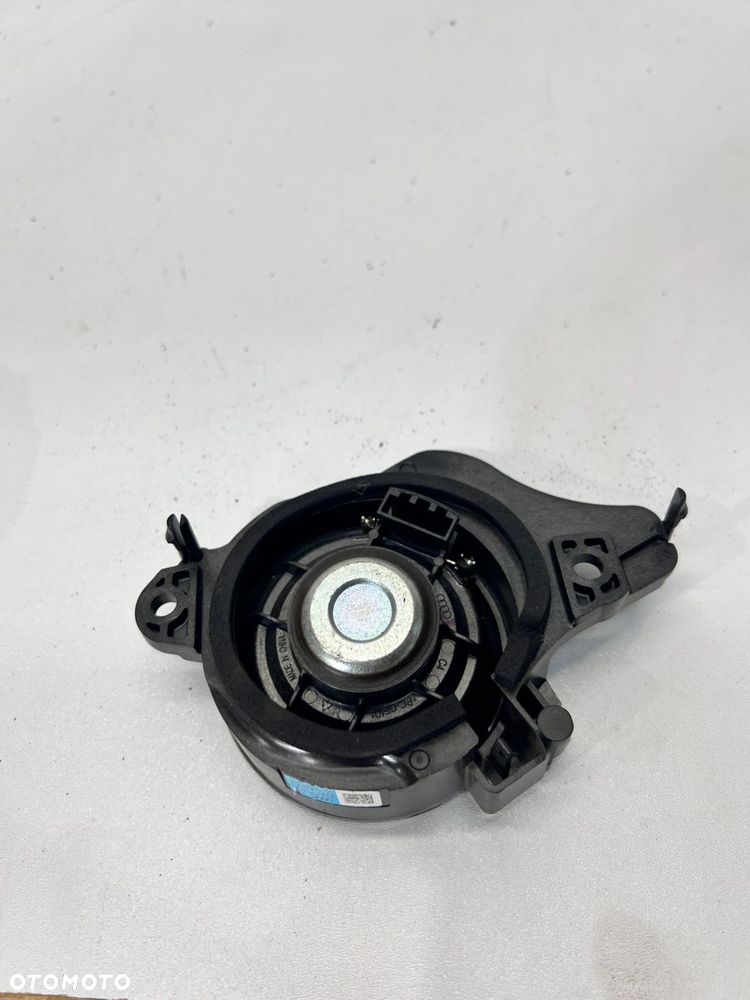 GŁOŚNIK TYLNY AUDI A6 C8 AVANT 4K9035402 - 4