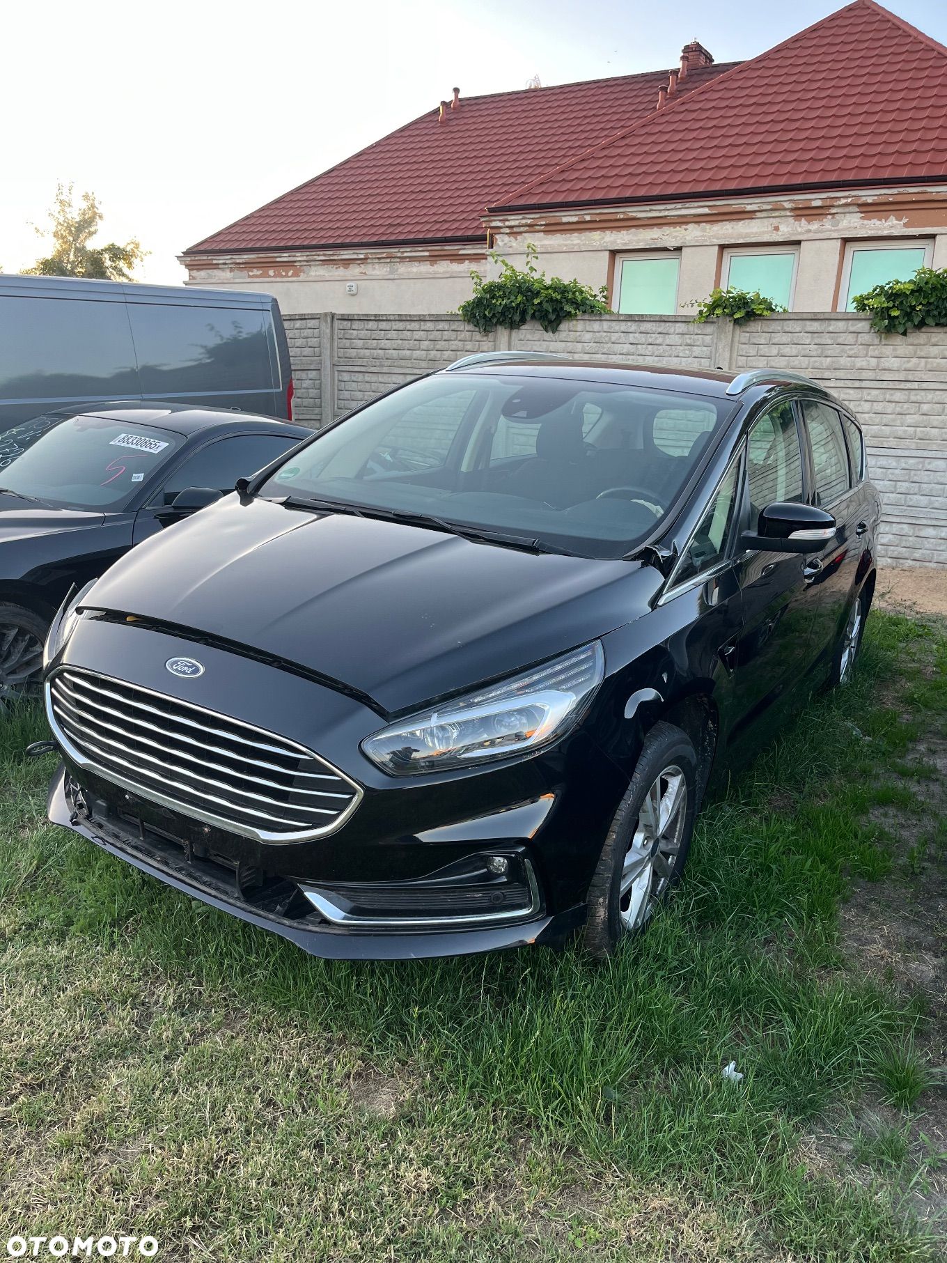 Ford S-Max 2.0 EcoBlue Titanium - 1