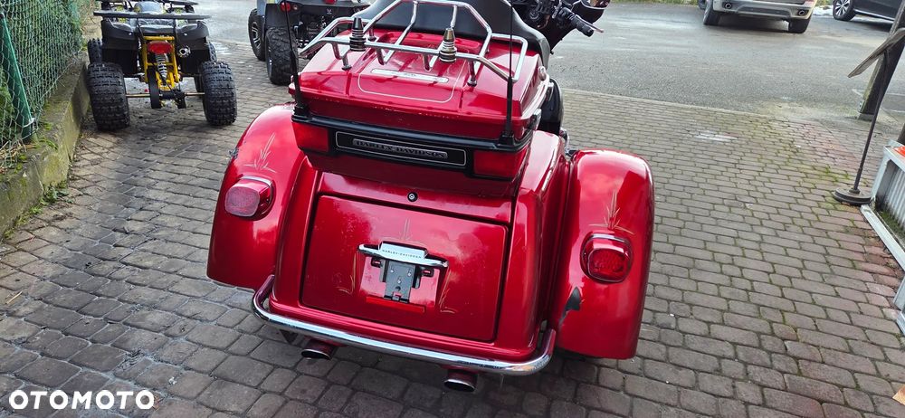 Harley-Davidson FLH Electra Glide - 31