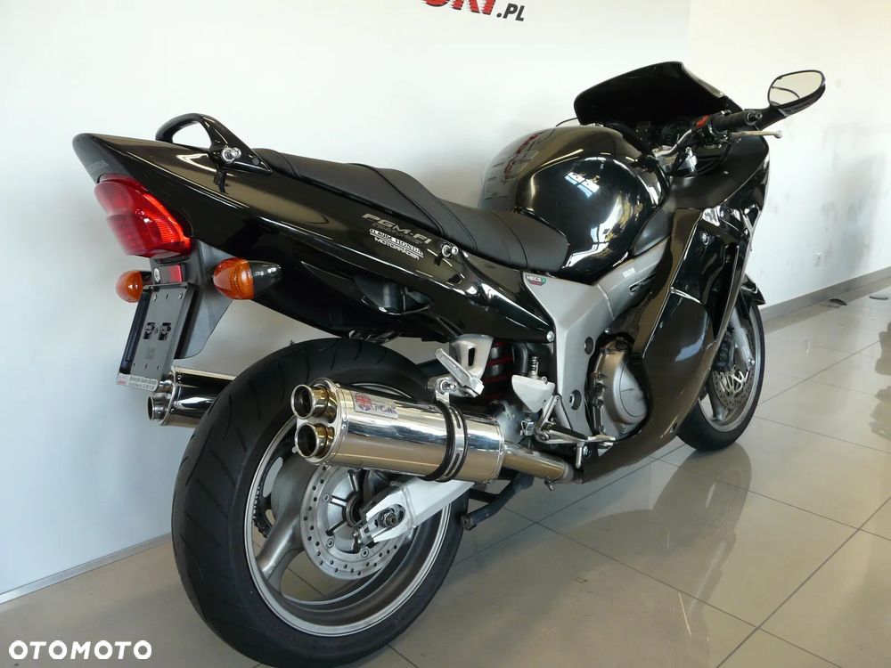 Honda CBR - 19