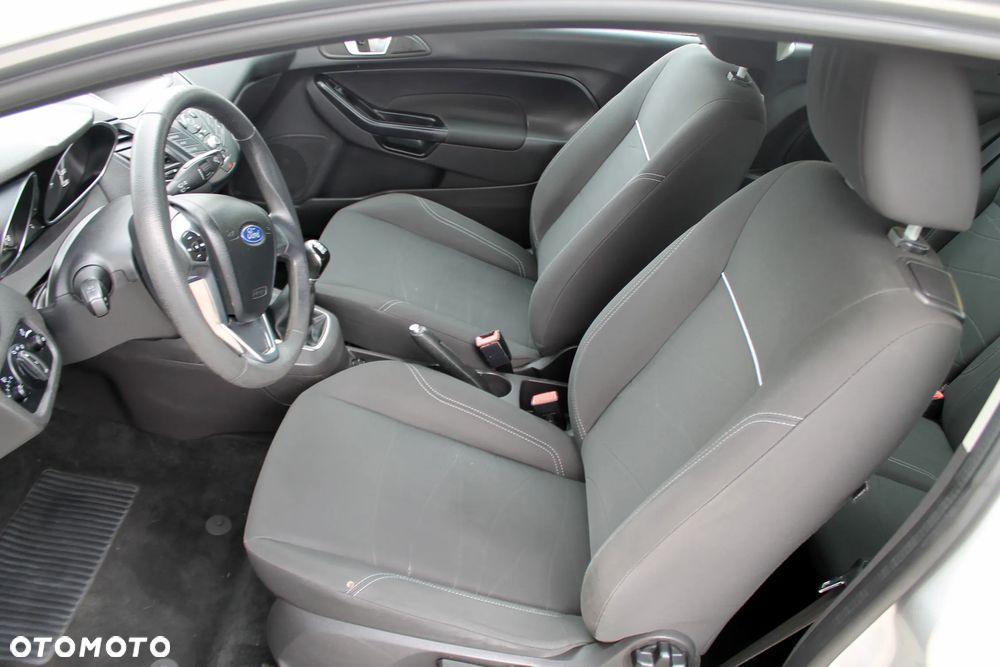 Ford Fiesta 1.25 Ambiente EU5 - 9
