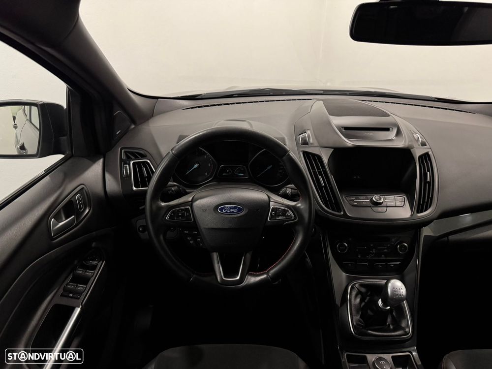 Ford Kuga 1.5 TDCi ST-Line Limited Edition - 33