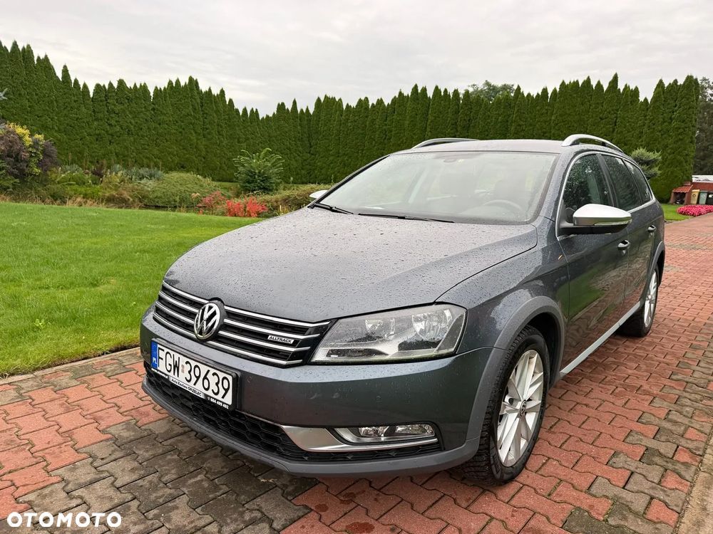 Volkswagen Passat Alltrack 2.0 TDI 4Motion DSG BlueMotion Tec - 1