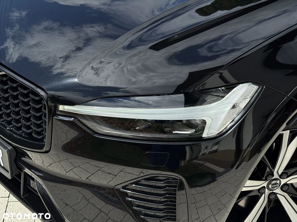 Volvo XC 60 B4 D AWD Ultimate Dark - 13