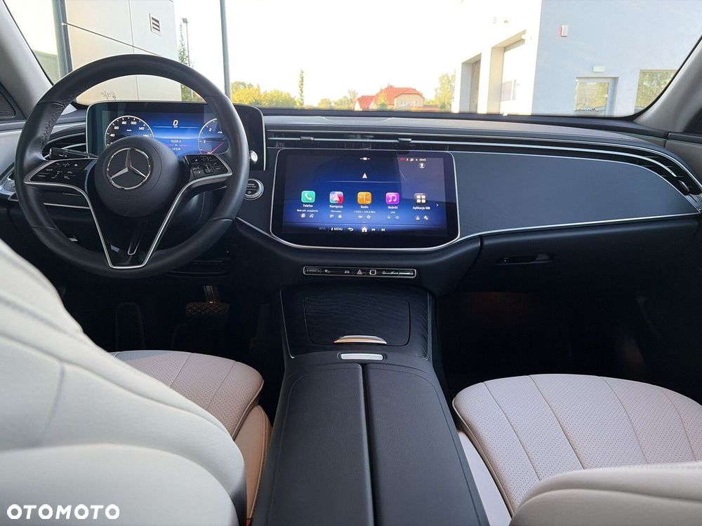 Mercedes-Benz Klasa E 220 d mHEV AMG 9G-Tronic - 12
