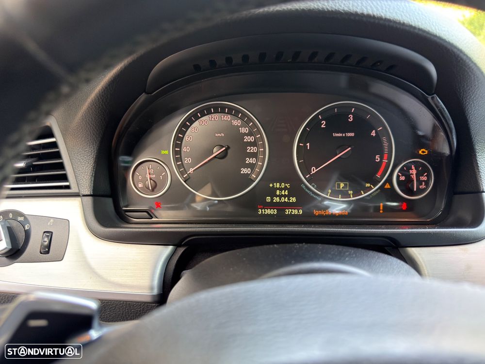 BMW 520 d Sport-Aut. - 12