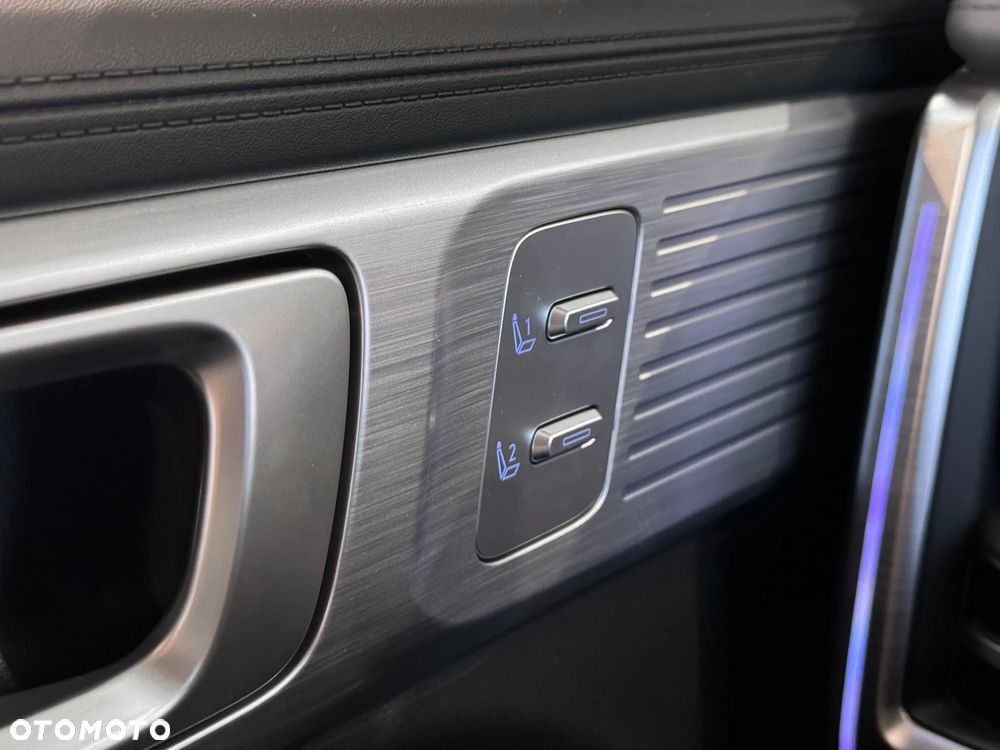 Hyundai Santa Fe 1.6 T-GDI HEV Platinum 4WD - 26