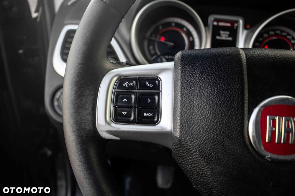 Fiat Freemont 2.0 Multijet Lounge - 16